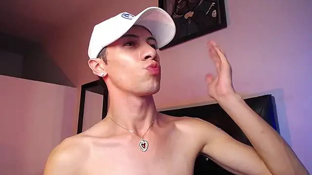 santiago_cutex 网络视讯表演