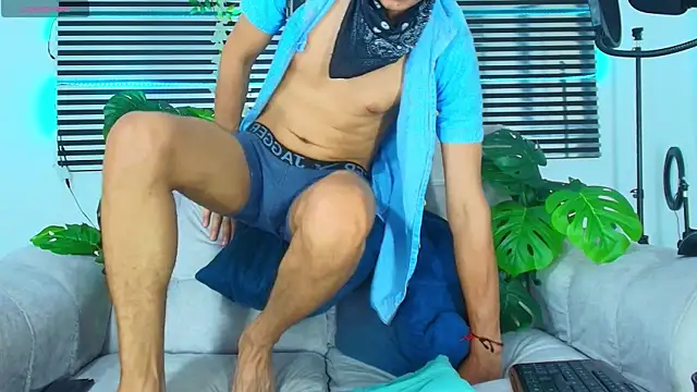 Chat XXX ao vivo de ThiiagoSaeenz