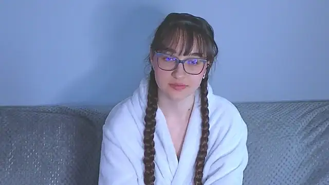TessaDoll: απευθείας συνομιλία ΧΧΧ