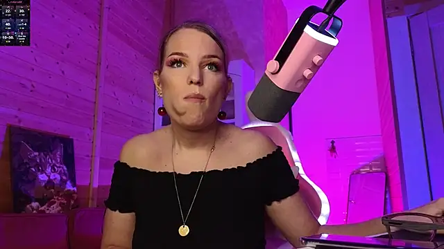 Chat +18 de Lady_Shine ao vivo