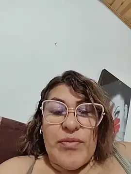 Chat XXX ao vivo de AlexxiaaMat