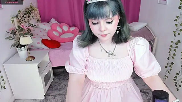 دردشة AliceMoongirl الجنسية المباشرة