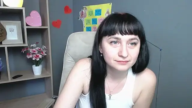 NinaFlawlees' Live XXX Chat