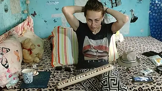 brighteyes77 লাইভ XXX চ্যাট