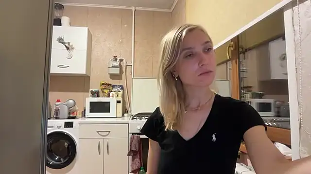 AngelJeni Chat XXX in diretta