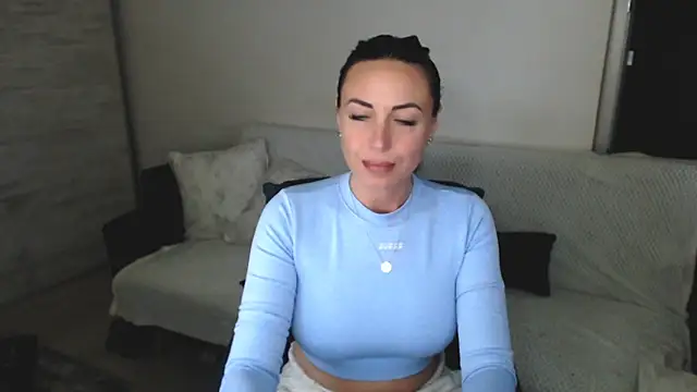 CloveLove – Naživo XXX chat