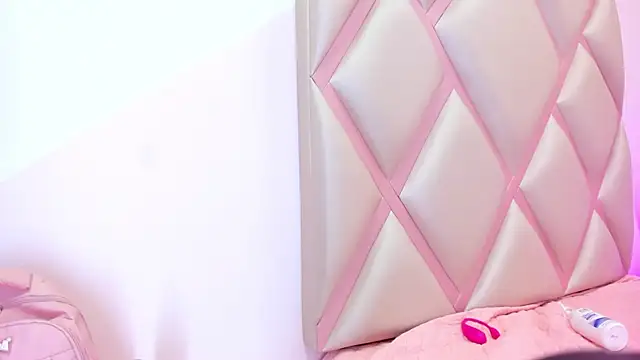 Mia_mayyerr Chat XXX live