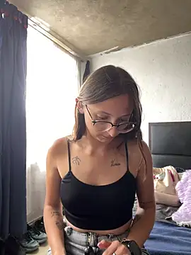 aria_rousse3 Chat XXX live