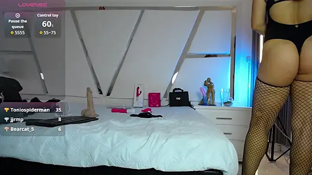 chloe__Jones_のライブXXXチャット