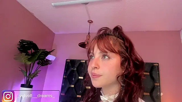 دردشة Velvet_Dreamss الجنسية المباشرة