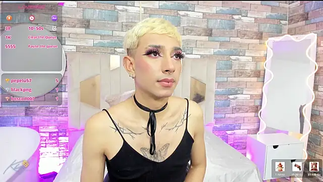 CYRUS_TAY's Live XXX Chat