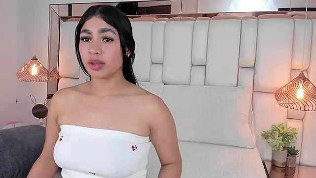 Czat XXX na żywo – CamiTabares