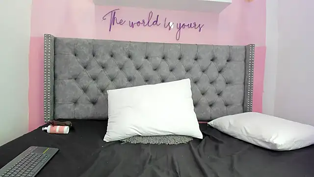 Scarlett_glowX Chat XXX in diretta