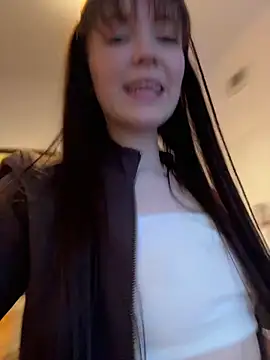 Chat +18 de Veliora ao vivo