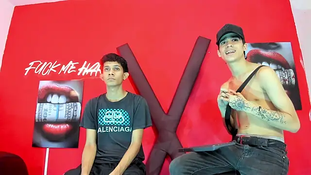 Show modela TWINKS_BOYSX na web-kameri