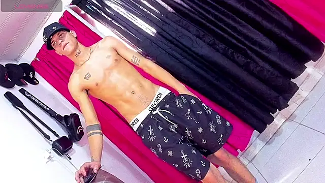BoysTwMen Webcam show