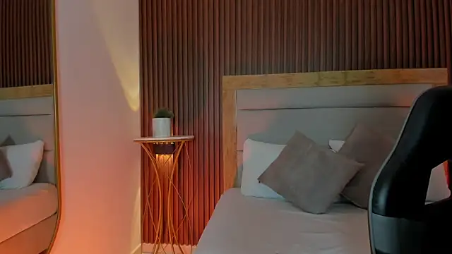 kaitt_'s Live XXX Chat