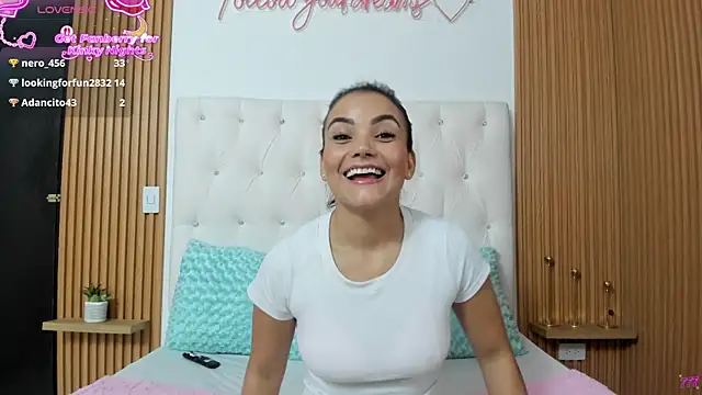 GreciaEvanss Adlı Modelin Canlı XXX Sohbeti