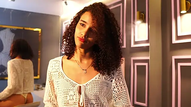 SeleneMous Adlı Modelin Web Kamerası Şovu