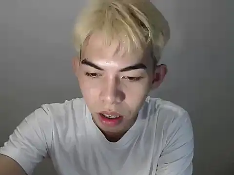 Urhotsilverboy Pertunjukan Webcam