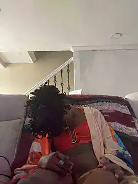 barracksbunny Show in webcam