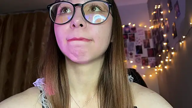 MoonRavelle's Live XXX Chat