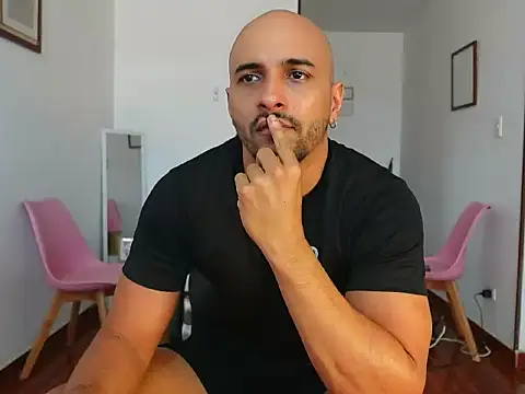 jon-bukowsky Adlı Modelin Web Kamerası Şovu