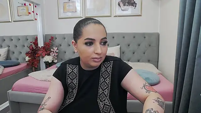 BustyAllyyn Live XXX chat