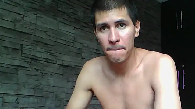 Sexylatin64 现场XXX聊天