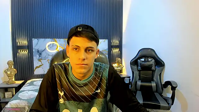 Ethanx18_ Webcamshow