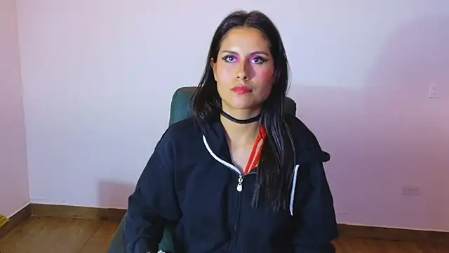 alanis_22 – Naživo XXX chat