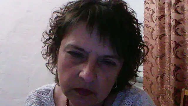 Show modela ElizabethGorden na web-kameri
