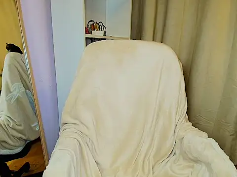 khaleesi_sy Chat XXX live