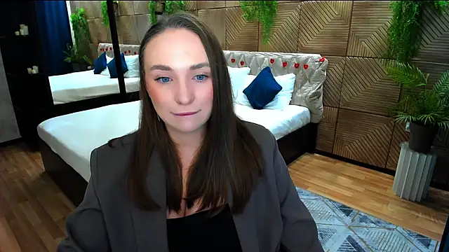 TrueReincarnation Chat XXX in diretta