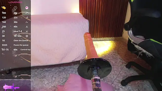 Živá chatovací místnost eliana_meaw