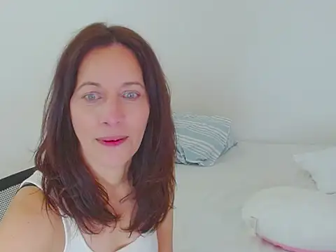 anapereira1's Live XXX Chat
