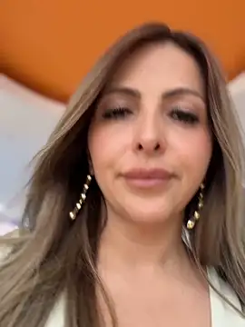 _Abril-Office1's Webcam Show