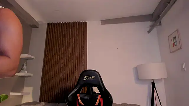 Chat +18 de liam_collins21 ao vivo