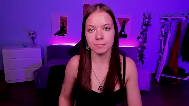 BetsyKiss Adlı Modelin Canlı XXX Sohbeti