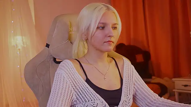 ViolaMore Chat XXX live
