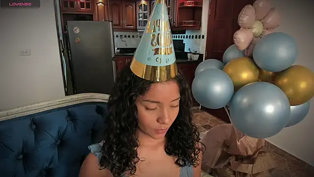 Chat +18 de Norma-Jeaane ao vivo