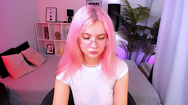 Chat XXX en directo de RoxySun_