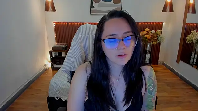 KatherineBond's Live XXX Chat