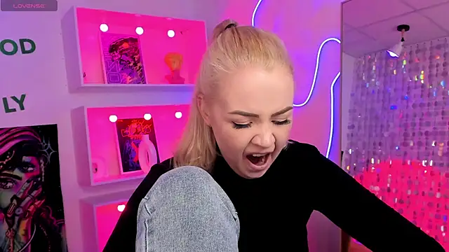 StephanieSweety's Live XXX Chat