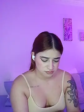 Chatroom XXX en direct de martina_connor1