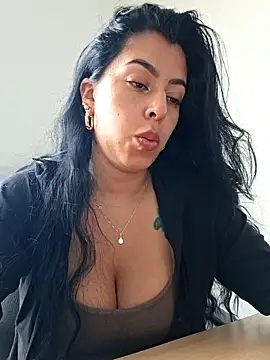 Luianna's Webcam Show