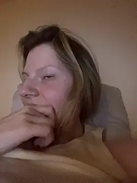 MaryHiggins Live XXX-Chat