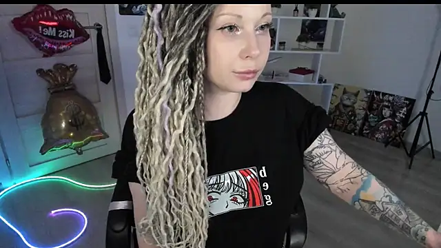 HoneySallyMoore Chat XXX in diretta