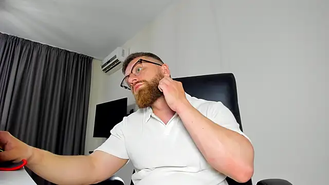 Онлайн чат XXX Findom_guy