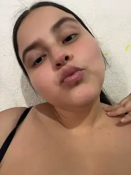 mia-08martinez_ Chat XXX live